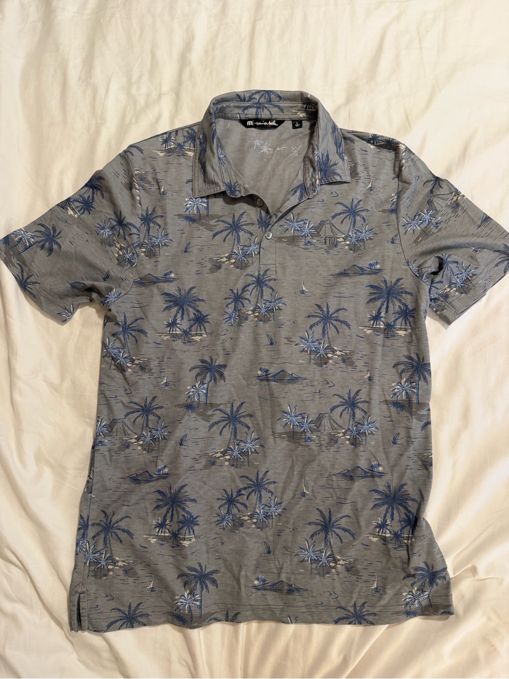Travis Mathew Gray Polo with Blue Palm-Print